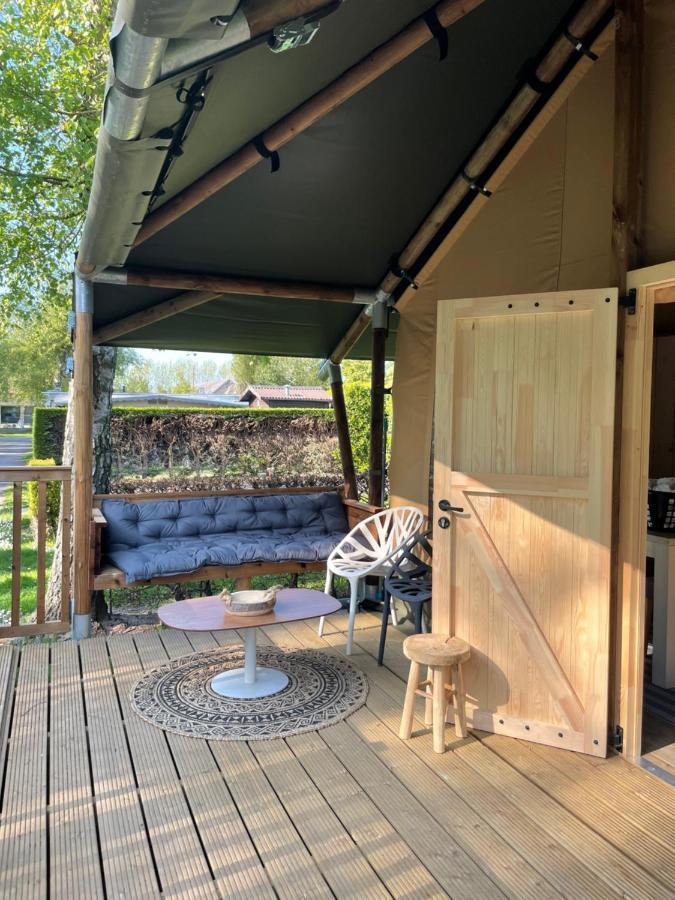 Glamour Glamping At Little Beach Hotel Jabbeke  Exterior photo