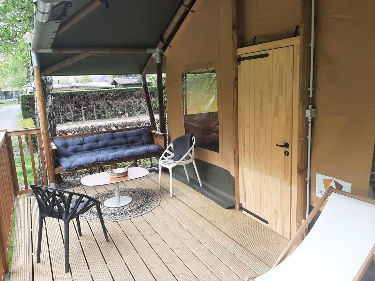 Glamour Glamping At Little Beach Hotel Jabbeke  Exterior photo